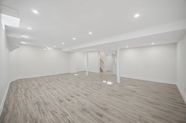 47 Reindeer Crescent, Woodbridge - photo 57