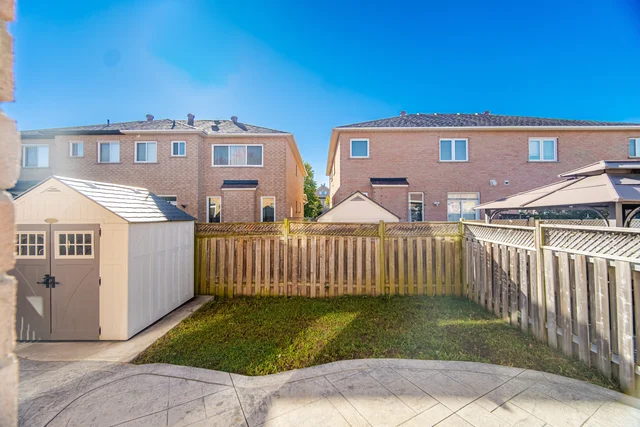 47 Reindeer Crescent, Woodbridge - photo 63
