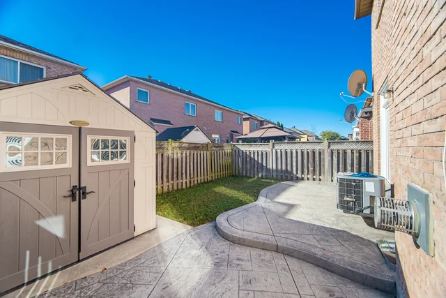 47 Reindeer Crescent, Woodbridge - photo 66