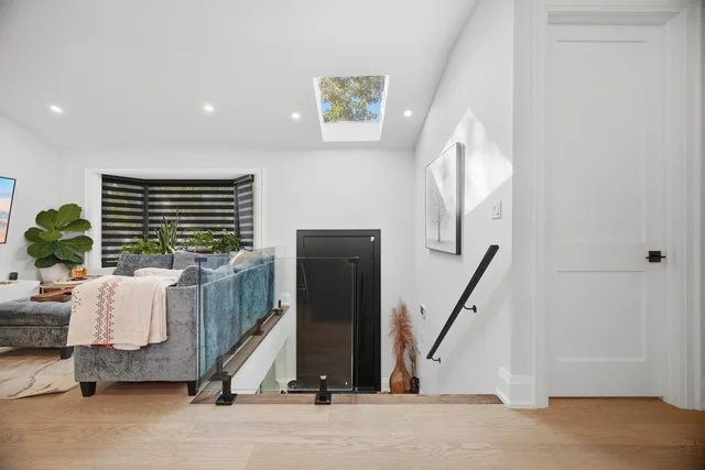 407 Bronte Road, Oakville - photo 9