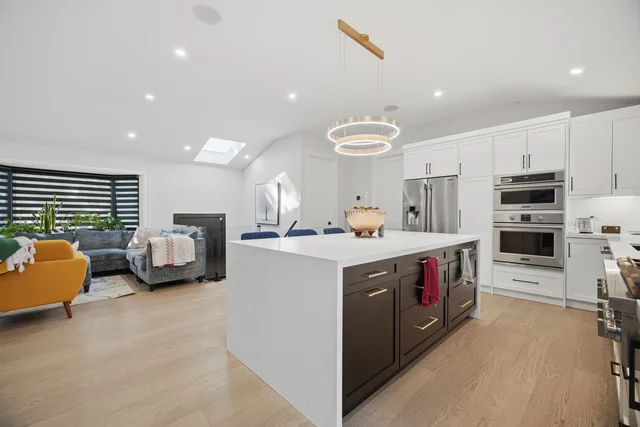407 Bronte Road, Oakville - photo 22