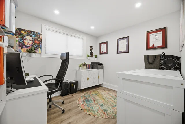 407 Bronte Road, Oakville - photo 42