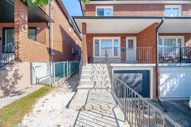 451 Westmoreland Avenue North, Toronto - photo 6