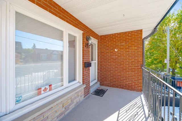 451 Westmoreland Avenue North, Toronto - photo 8