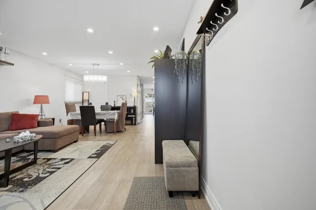 451 Westmoreland Avenue North, Toronto - photo 10