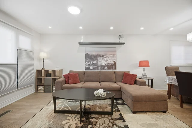451 Westmoreland Avenue North, Toronto - photo 12