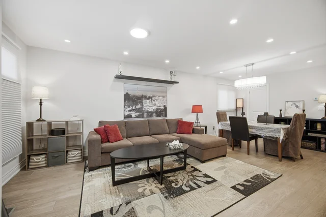 451 Westmoreland Avenue North, Toronto - photo 13