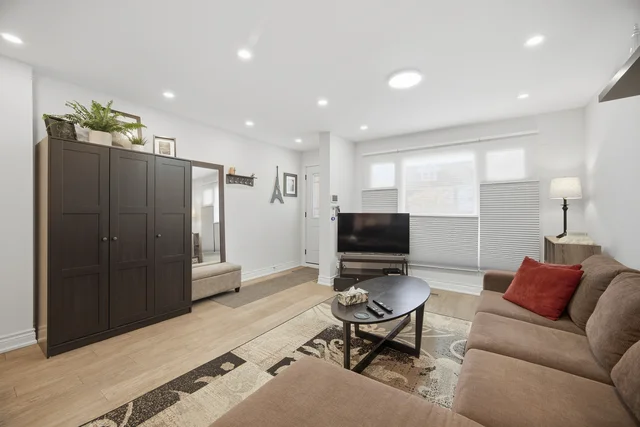 451 Westmoreland Avenue North, Toronto - photo 14