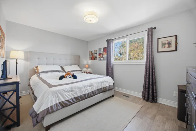 451 Westmoreland Avenue North, Toronto - photo 31