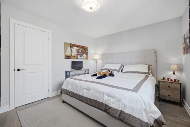 451 Westmoreland Avenue North, Toronto - photo 32