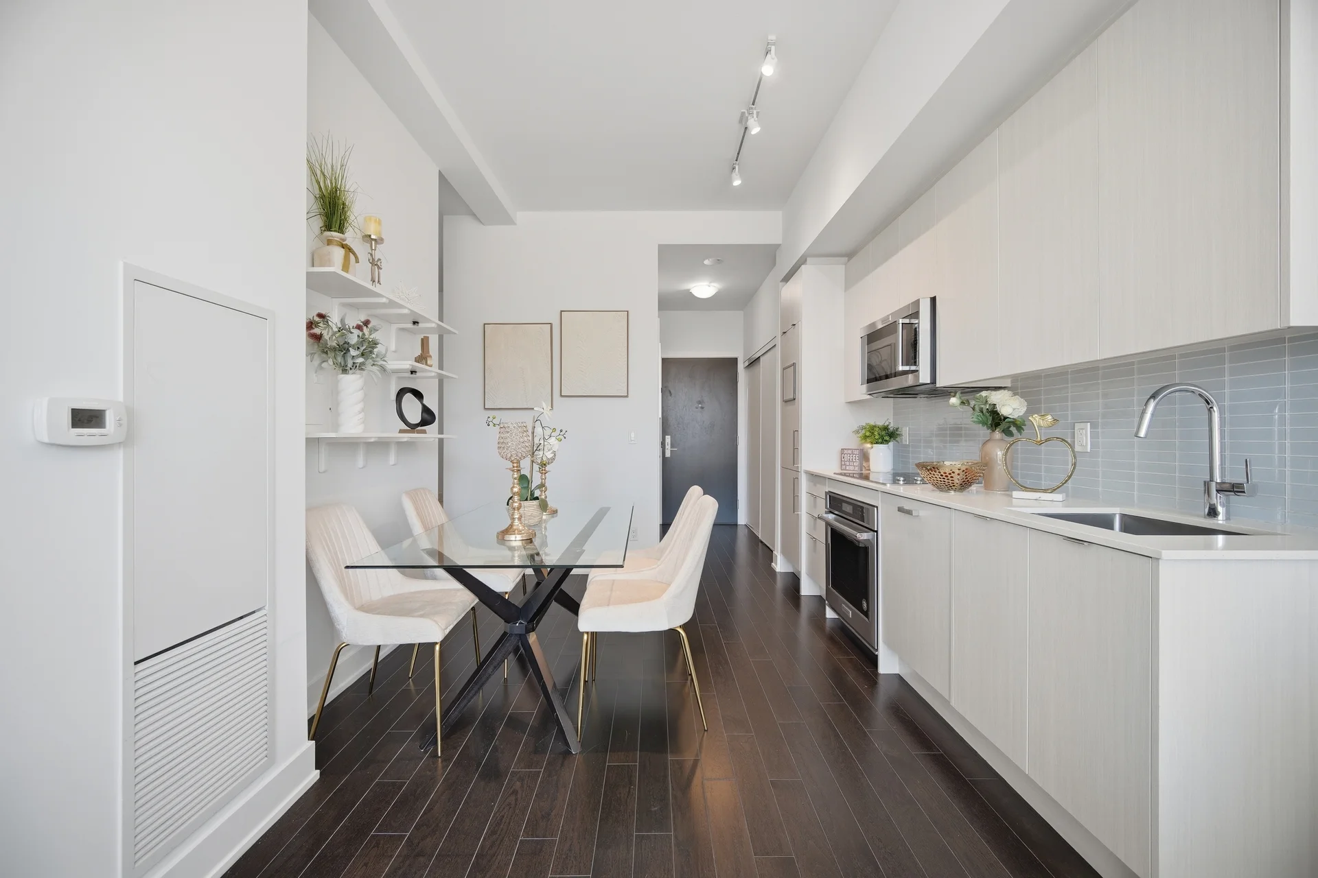 #206-181 Bedford Road, Toronto - photo 19