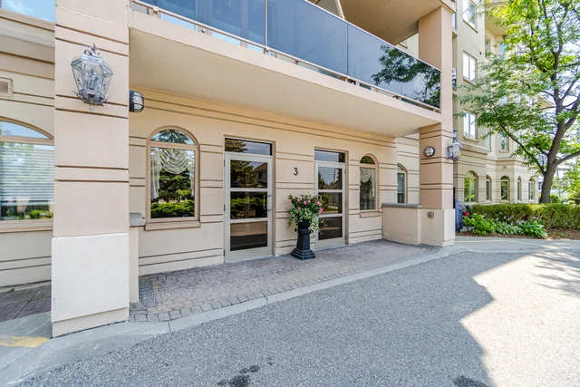 #401-3 Dayspring Circle, Brampton - photo 2