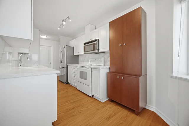 #401-3 Dayspring Circle, Brampton - photo 13