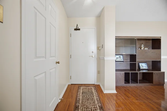 #911-20 Cherrytree Drive, Brampton - photo 8
