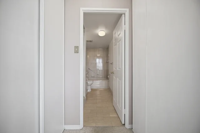 #911-20 Cherrytree Drive, Brampton - photo 33