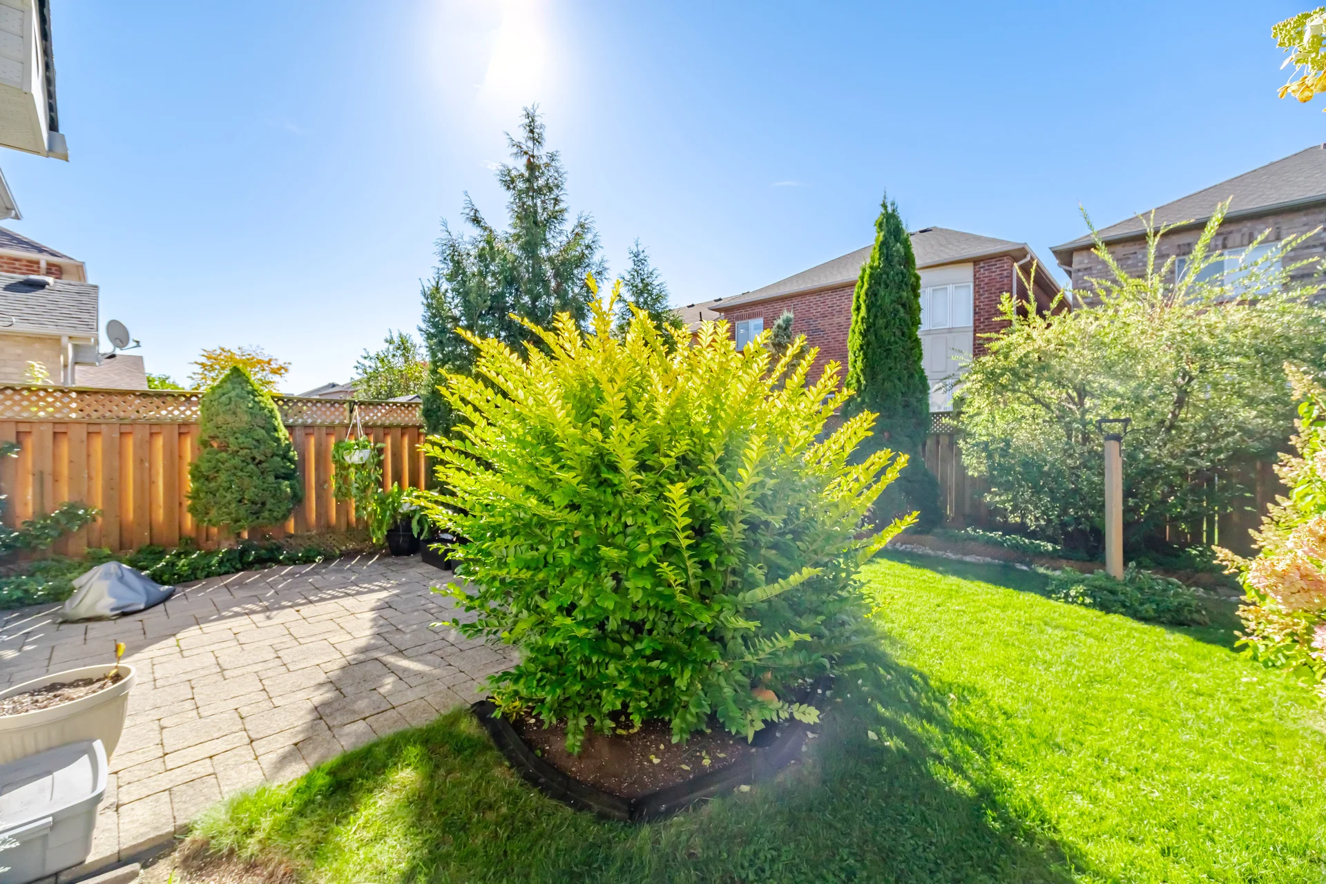 2194 Sutton Drive, Burlington - photo 39
