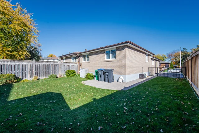5 Drake Boulevard, Brampton - photo 47
