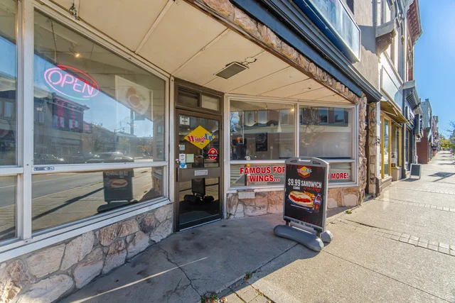 228 Main Street East, Milton - photo 4