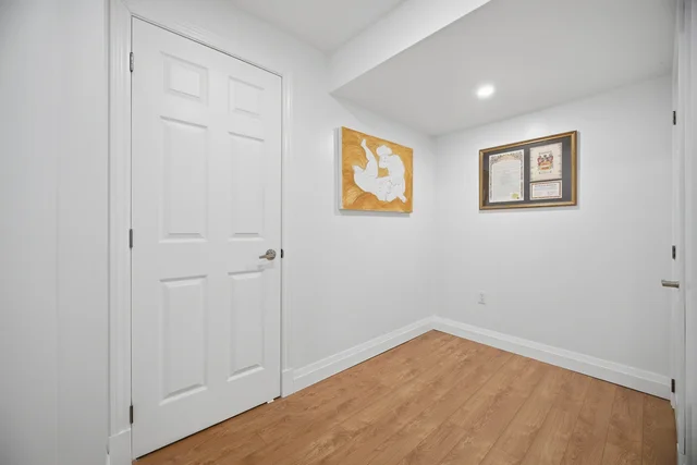 306 Montreal Circle, Stoney Creek - photo 74