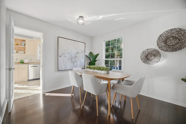 322 Kingsway Place, Milton - photo 32