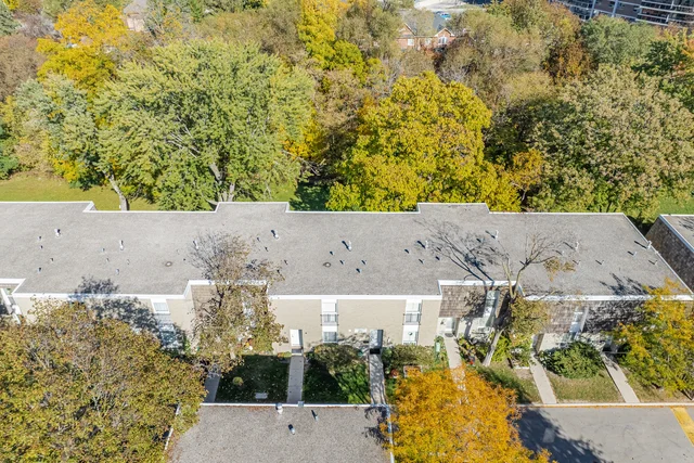 #94-65 Old Burnhamthorpe Road, Etobicoke - photo 4