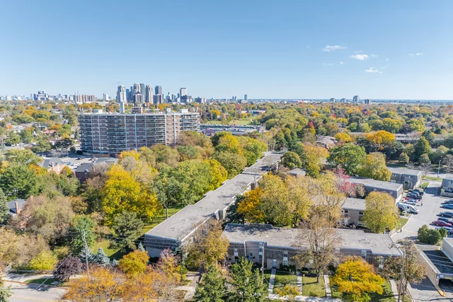 #94-65 Old Burnhamthorpe Road, Etobicoke - photo 6
