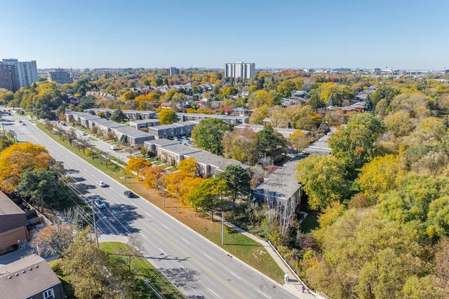 #94-65 Old Burnhamthorpe Road, Etobicoke - photo 8