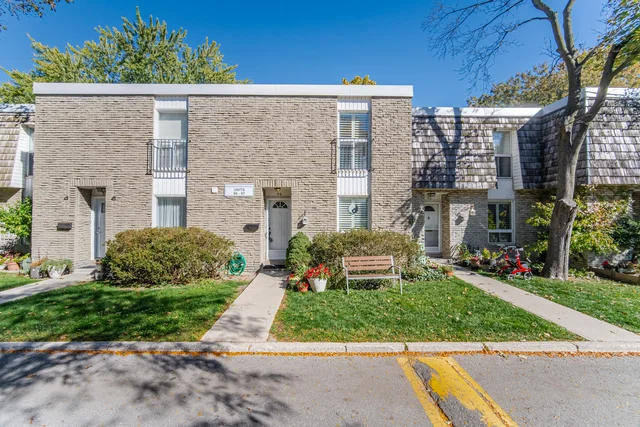 #94-65 Old Burnhamthorpe Road, Etobicoke - photo 11