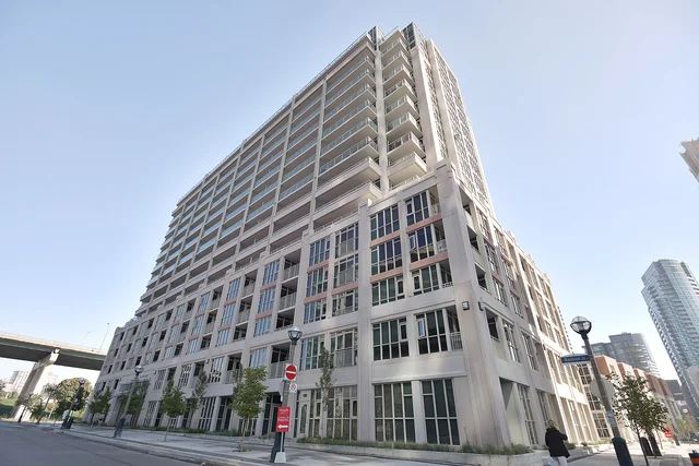 #311-35 Bastion Street, Toronto - photo 2