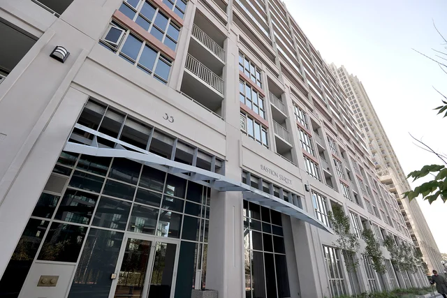 #311-35 Bastion Street, Toronto - photo 4