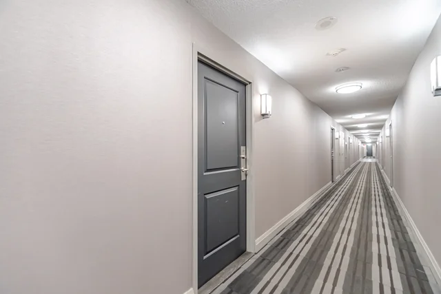 #311-35 Bastion Street, Toronto - photo 6