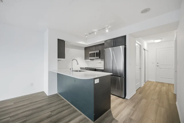 #311-35 Bastion Street, Toronto - photo 11
