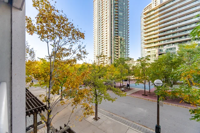 #311-35 Bastion Street, Toronto - photo 32