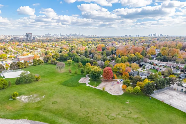 14 Strathdee Drive, Etobicoke - photo 92