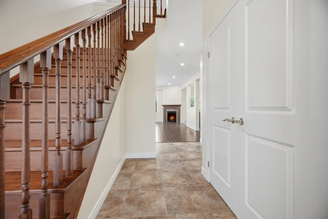 116 Echovalley Drive, Hamilton - photo 10