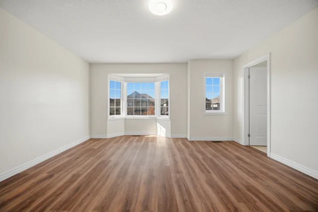 116 Echovalley Drive, Hamilton - photo 32