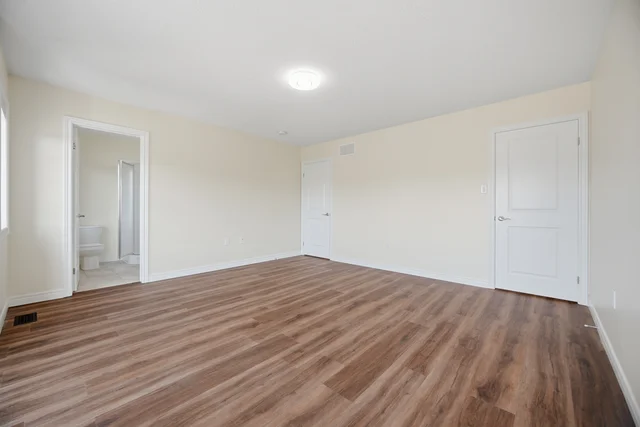116 Echovalley Drive, Hamilton - photo 33
