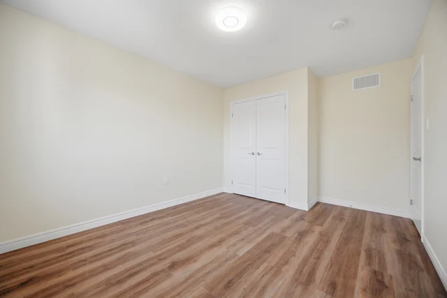 116 Echovalley Drive, Hamilton - photo 37