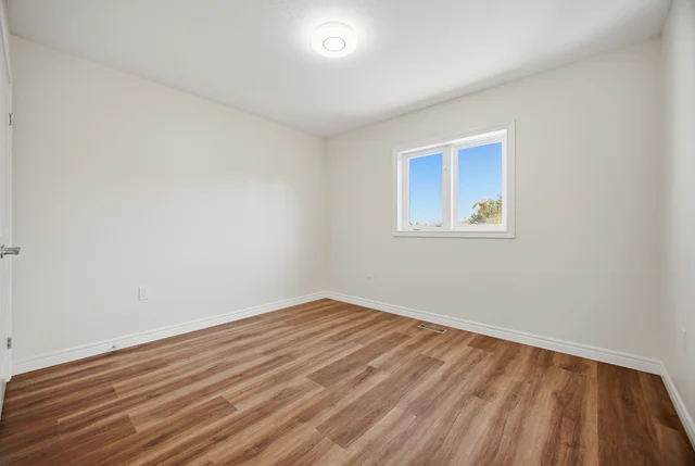 116 Echovalley Drive, Hamilton - photo 38