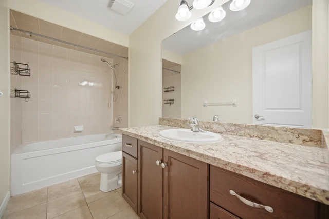 116 Echovalley Drive, Hamilton - photo 40