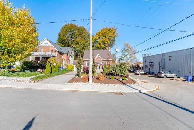 11 Rock Avenue, Kitchener - photo 11