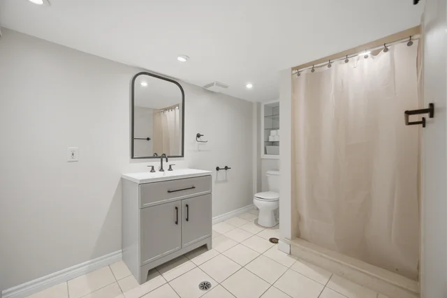 11 Rock Avenue, Kitchener - photo 54