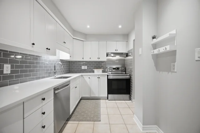 58 Athenia Drive, Hamilton - photo 14