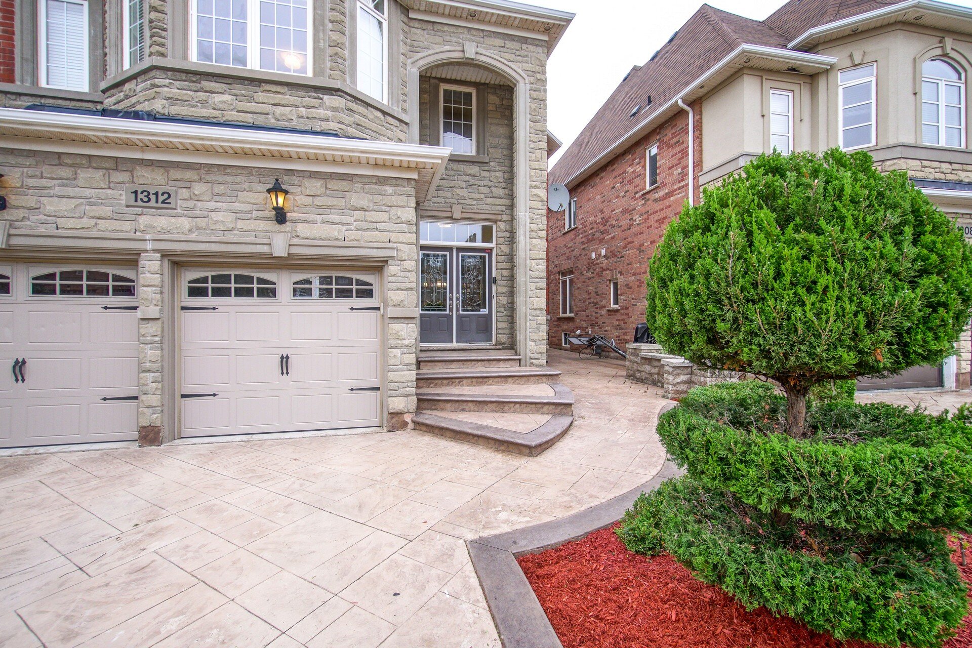 1312 Kestell Blvd Oakville - photo 5