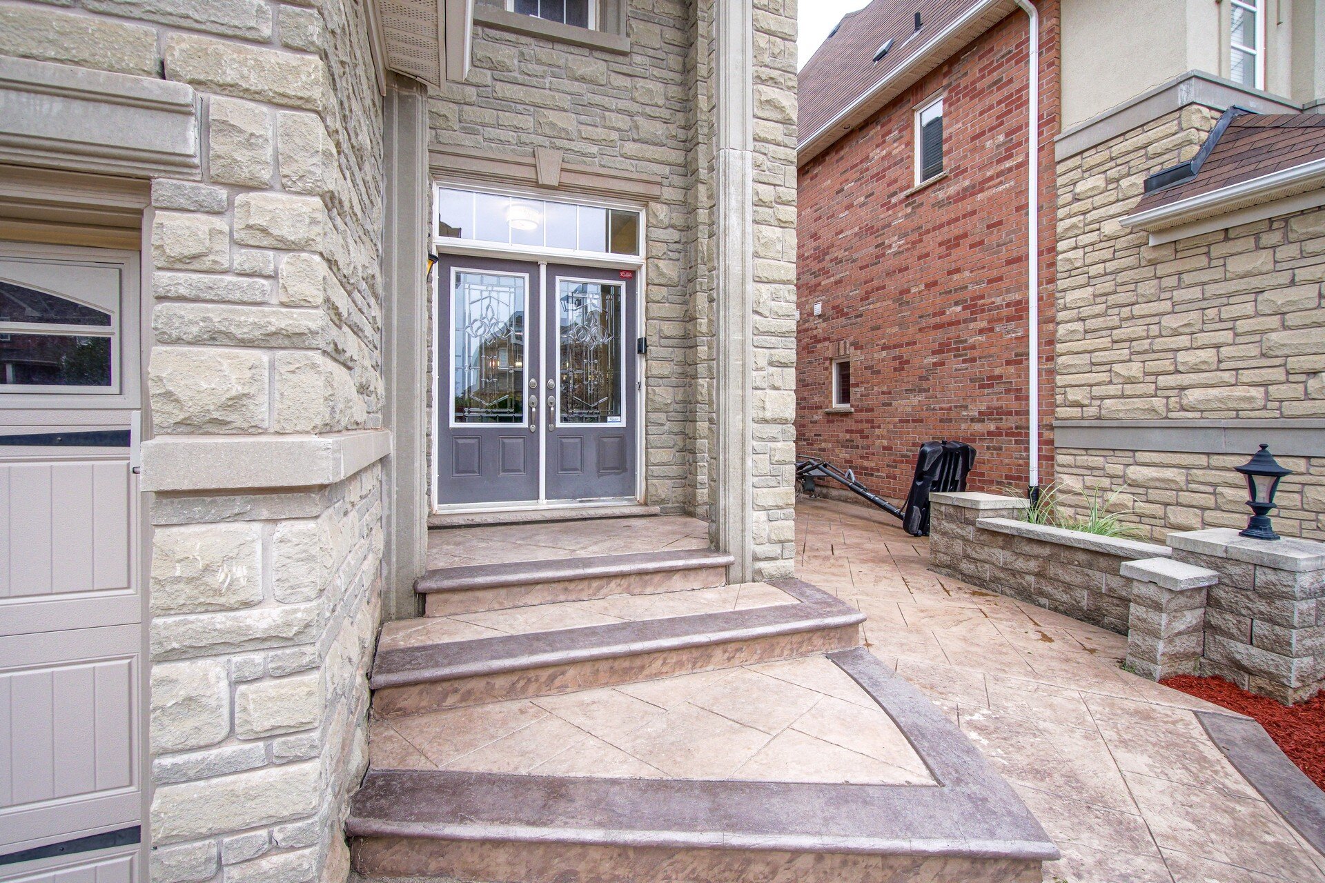 1312 Kestell Blvd Oakville - photo 6