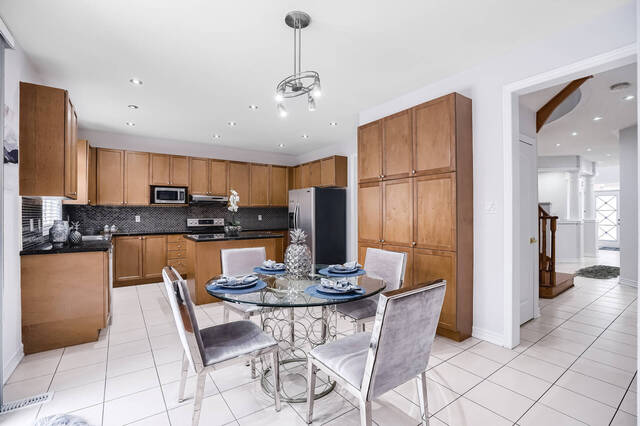 473 Summeridge Drive, Thornhill - photo 28