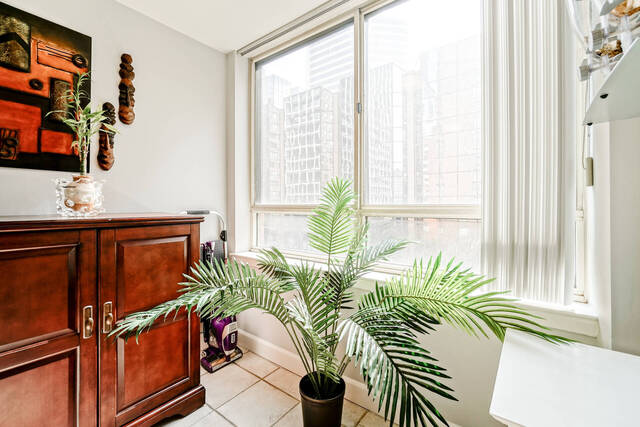 #808-633 Bay Street, Toronto - photo 20