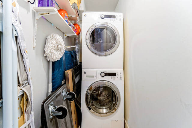#808-633 Bay Street, Toronto - photo 34