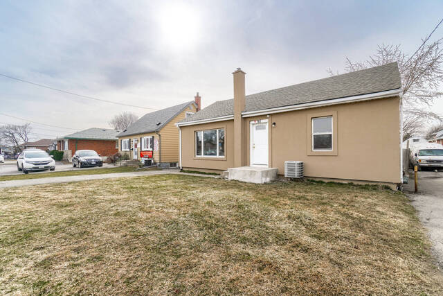 702 Upper James Street, Hamilton - photo 2