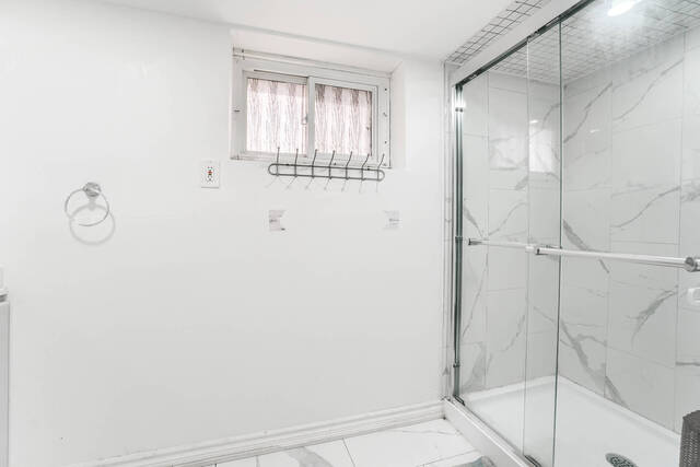 702 Upper James Street, Hamilton - photo 28